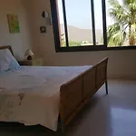 Boungavilles Daire Ojén